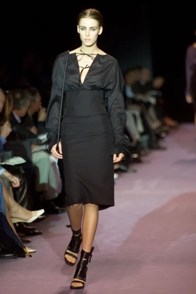 Look 17
